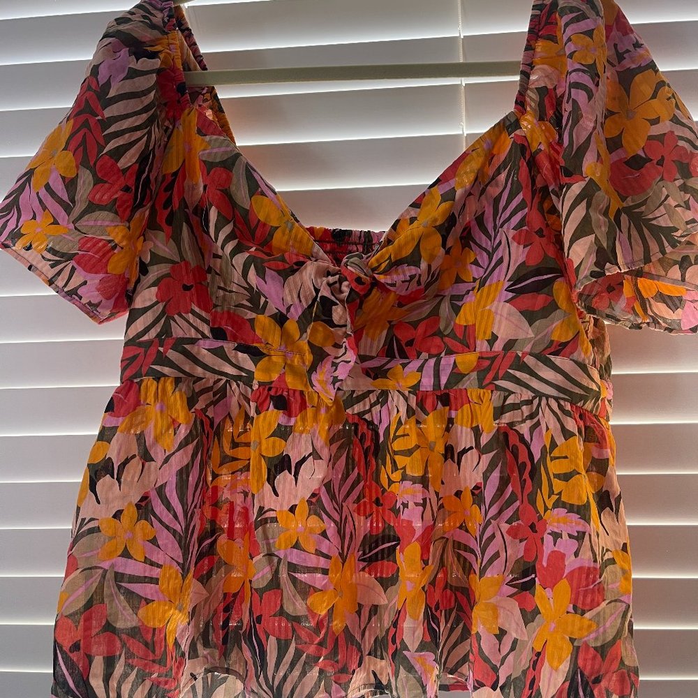 Bright Flowered Pendulum Blouse